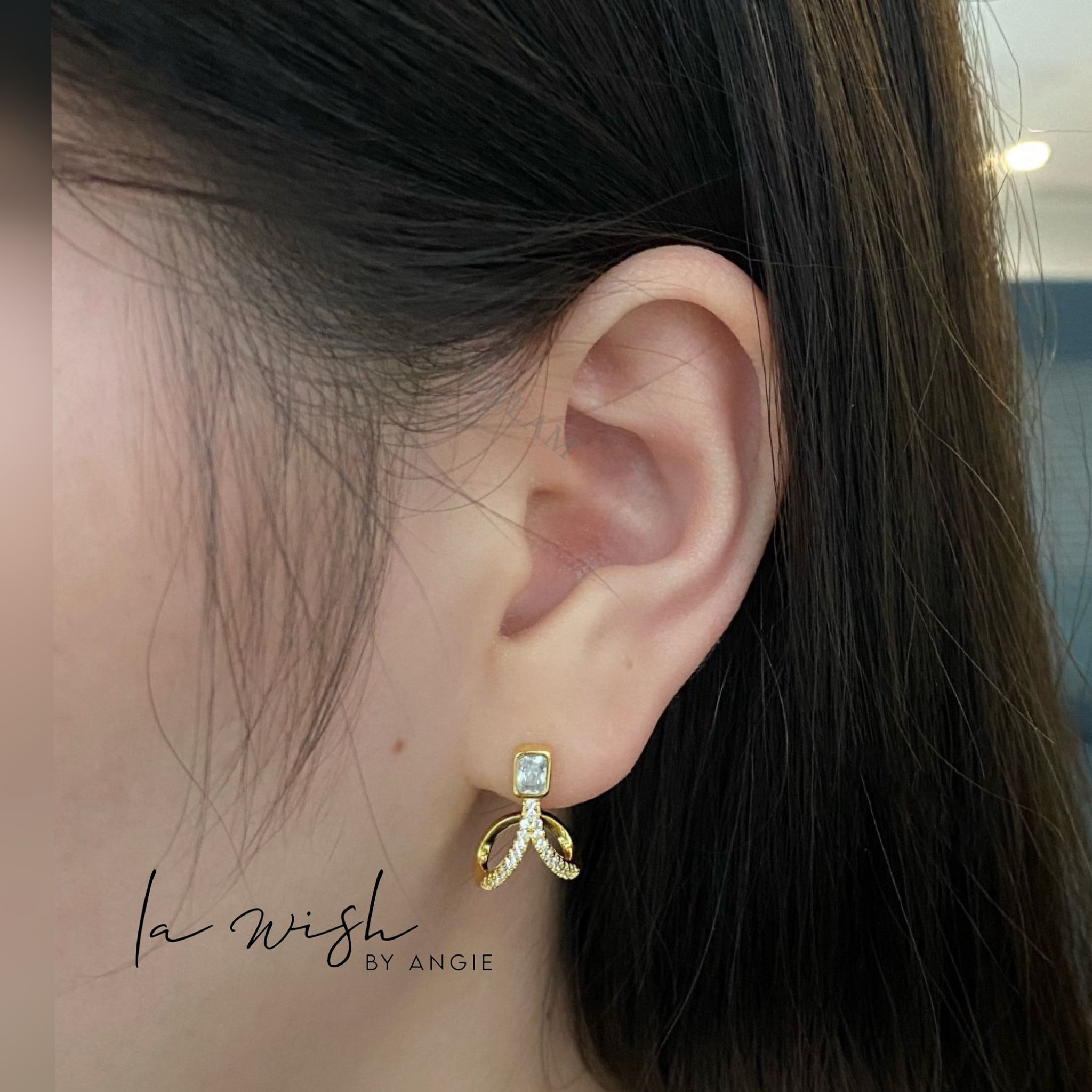 La Wish By Angie Gentle Curve Earrings