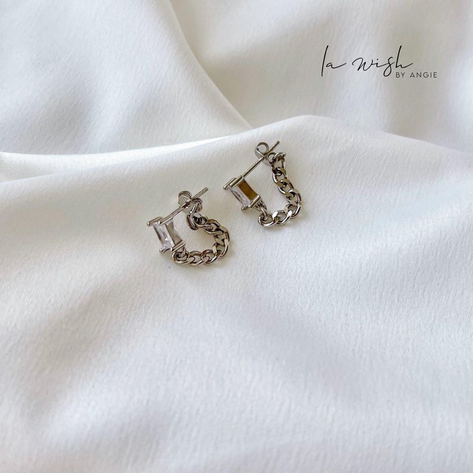 La Wish By Angie Swirl Chain Earrings