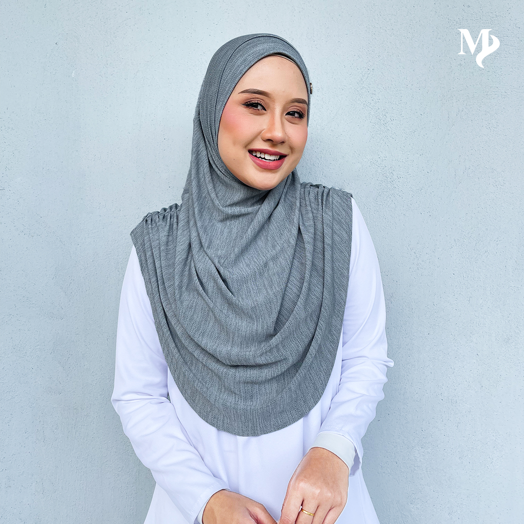 MARWAA IN ANCHOR GREY