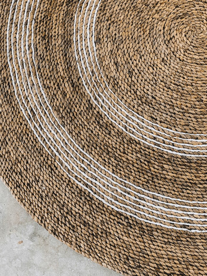 Round Jute Rug White Inline