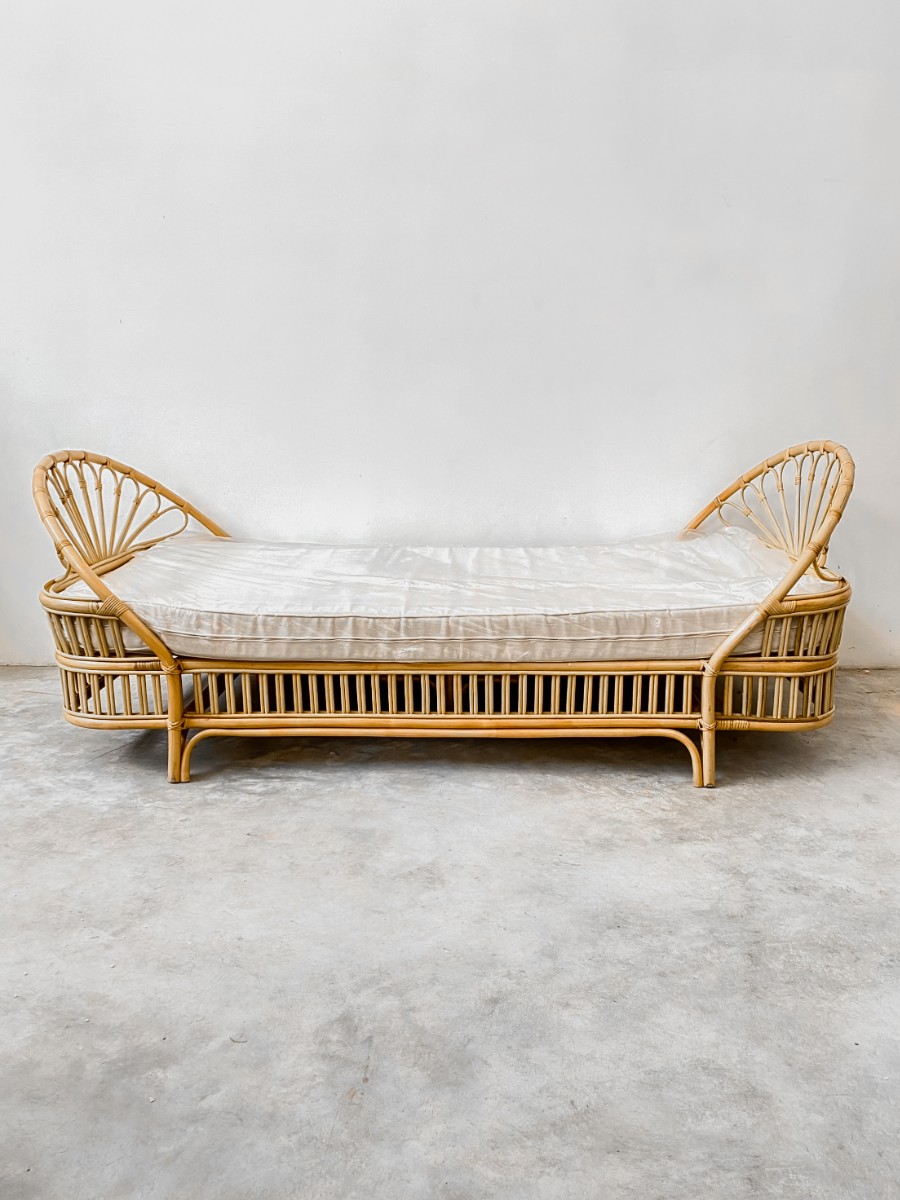 Pax Rattan Daybed / Sofabed