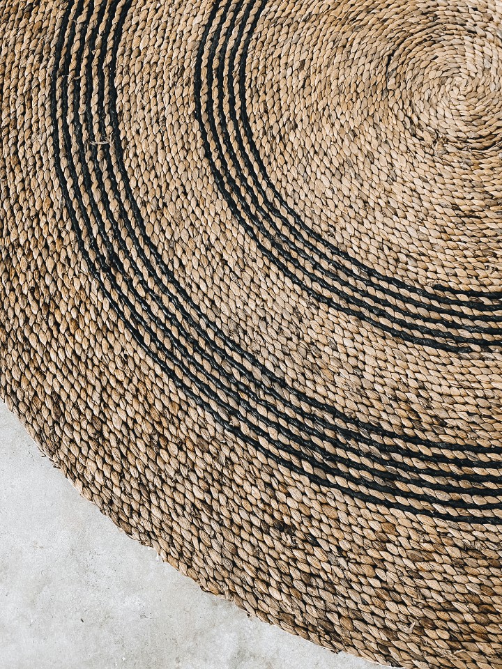 Round Jute Rug Black Inline
