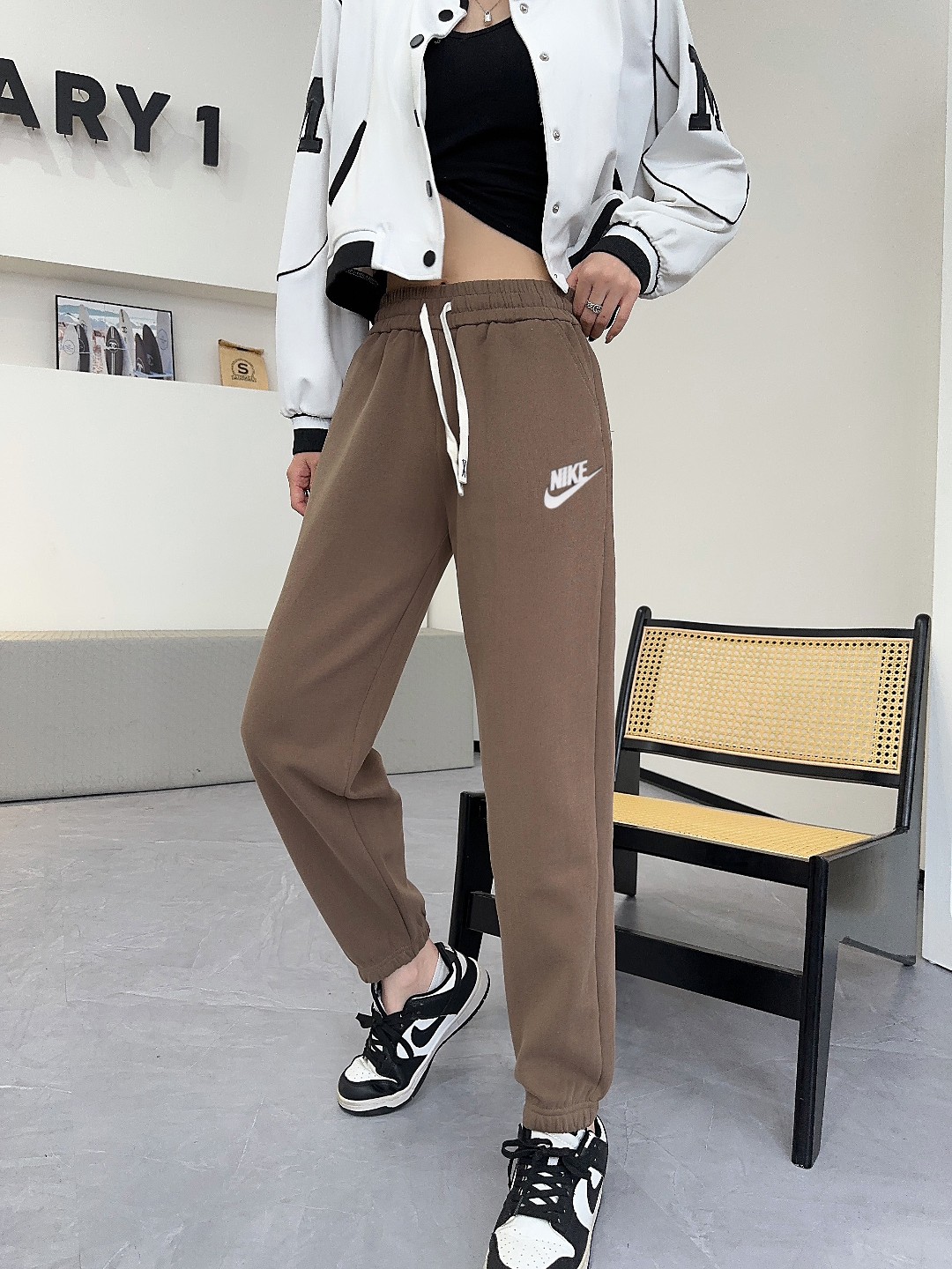 NIKE ADIDDS 2024秋 レディース ズボン 360g ブラック ベージュ ブラウン ピンク グレー  L-3XL