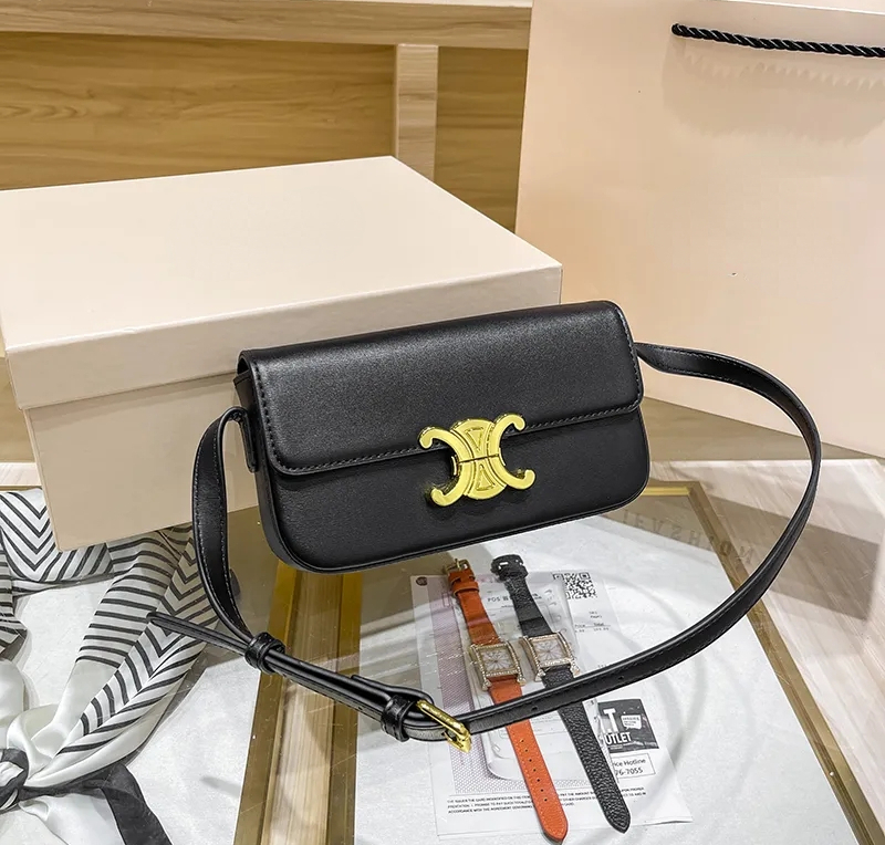 人気☆新作CELINE ショルダーバッグ