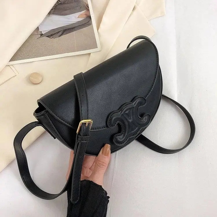 【VIP価格】CELINE BUCKET BAGS ルイーズ バッグ CELINE☆ミニバケット ルイーズ ブラック パリ発 (CELINE