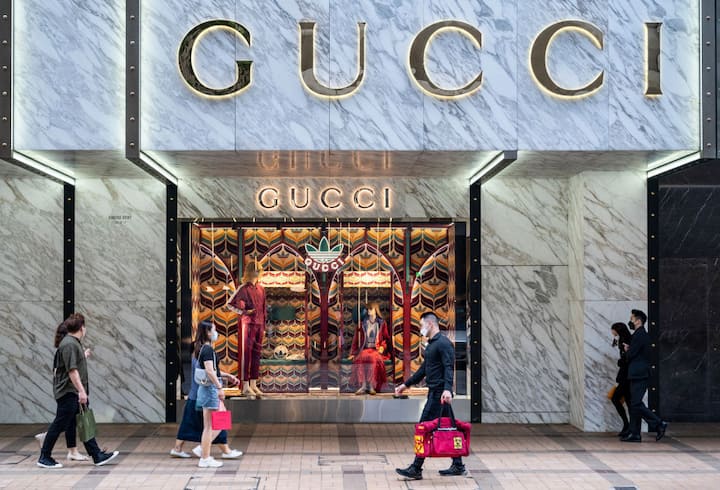 GUCCI  パーカー 長袖  ファッション　丸襟  人気　カジュアル　グーチロゴプリント　男女兼用