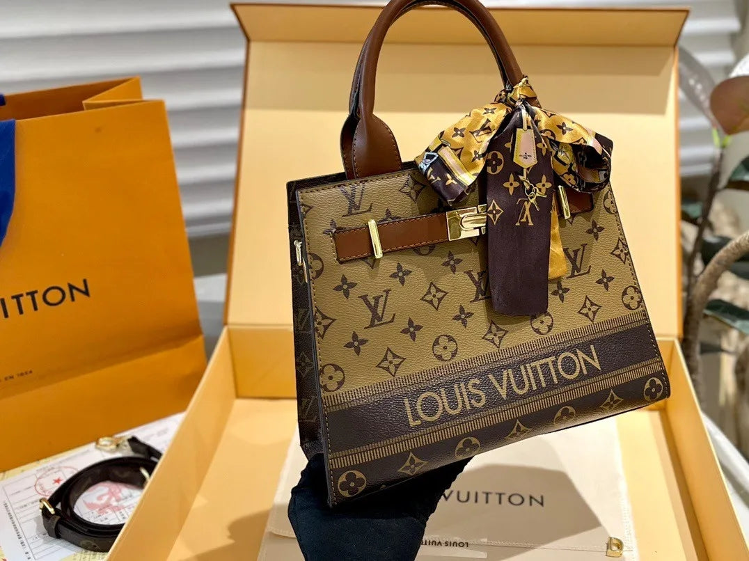LOUIS VUITTON オンザゴー PM-1