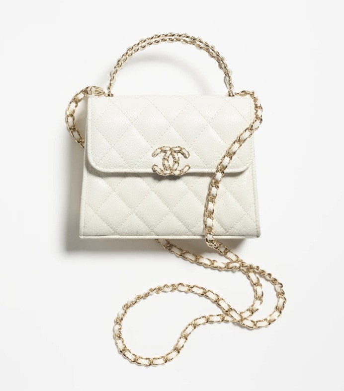 【23シーズン限定★】CHANEL　チェーンクラッチ