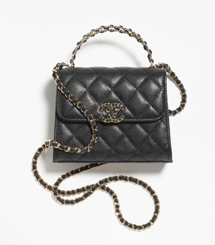 【23シーズン限定★】CHANEL　チェーンクラッチ
