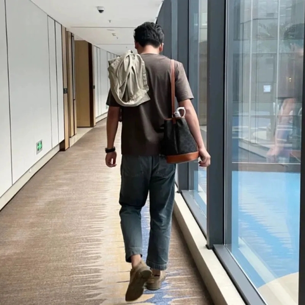 大人気【CELINE】 ショルダーバッグ バケツバッグ