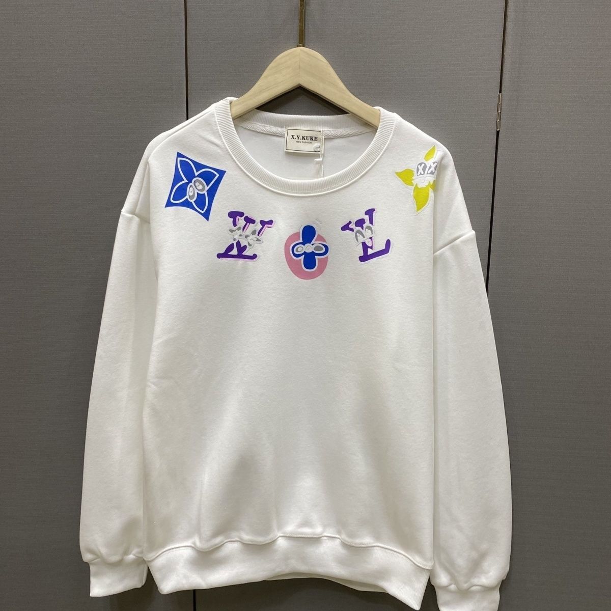 LOUIS VUITTON パーカー  ルイ・ヴィトンロゴ 丸襟 快適 人気　カジュアル 長袖 秋冬 男女兼用-JAPAN DUTY FREE