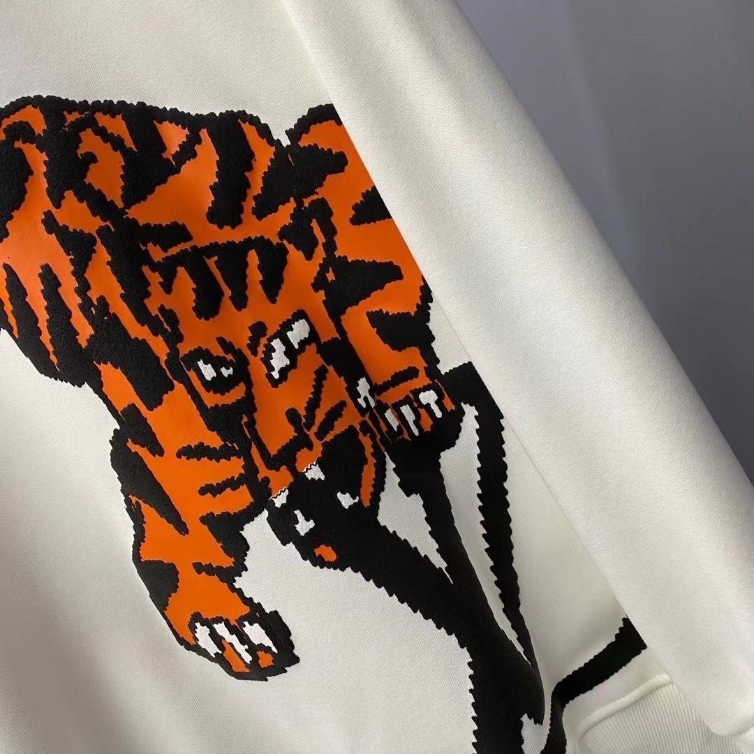 LOUIS VUITTON  パーカーブランド　ルイ・ヴィトン ロゴ トップス トラプリント  ゆったり　男女兼用