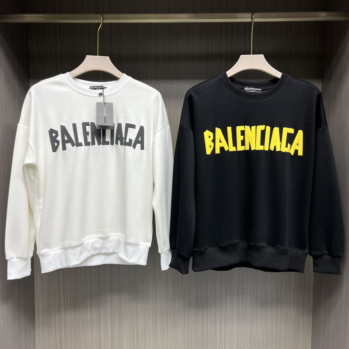 BALENCIAGA バレンシアガ パーカー 丸首 英文字 温かい秋服ロゴ Logo