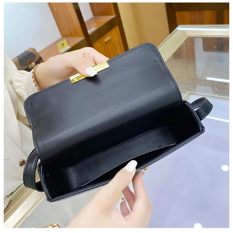 人気☆新作CELINE ショルダーバッグ