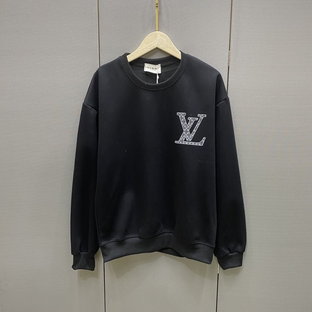 LOUIS VUITTON パーカー  ルイ・ヴィトンロゴ 丸襟 カジュアル ストリート服　ブランド長袖　男女兼用