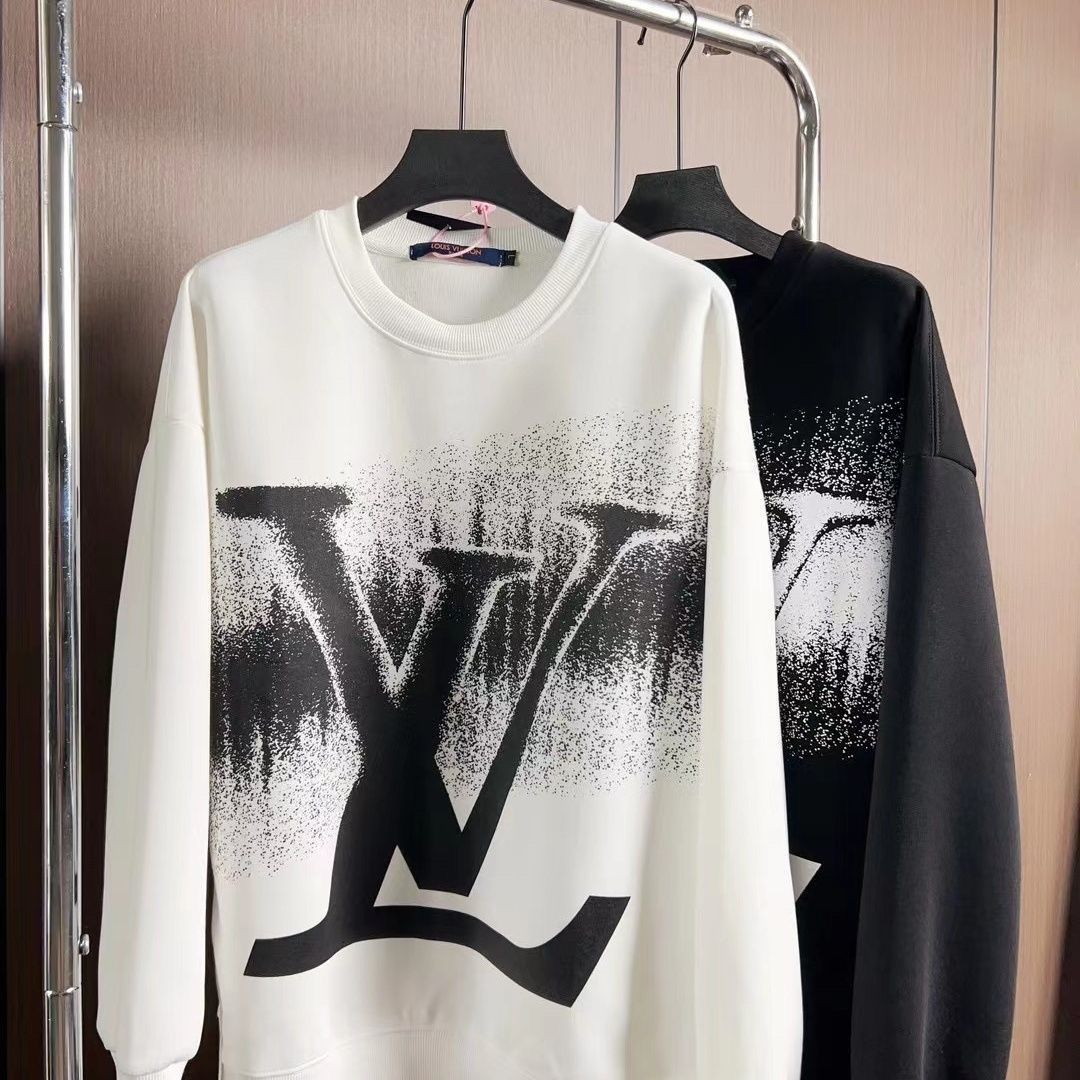 LOUIS VUITTON  パーカーブランド　ルイ・ヴィトンロゴ トップス ゆったり　男女兼用