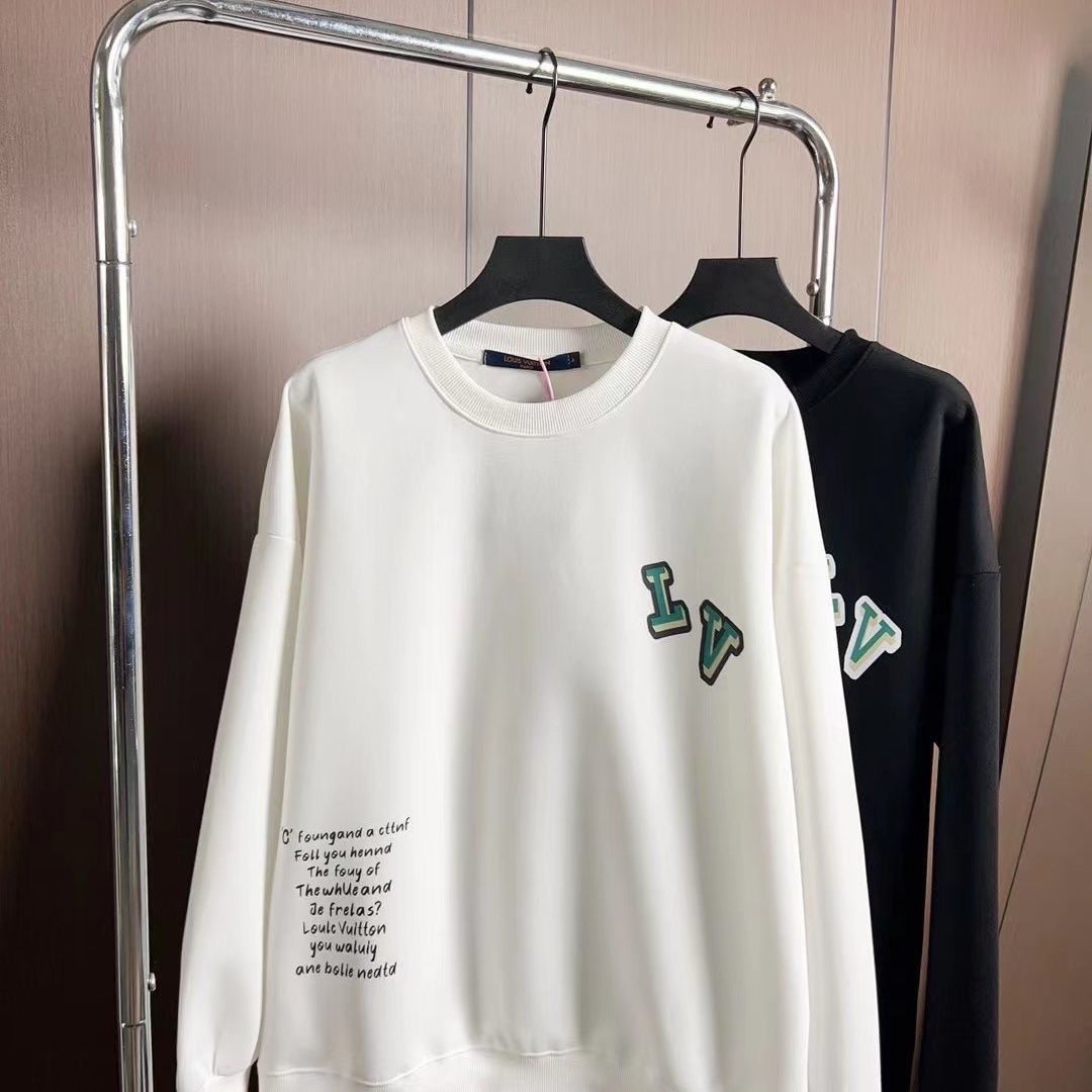 LOUIS VUITTON  パーカー 長袖  ファッション　丸襟  人気　カジュアル　アニメプリント　男女兼用