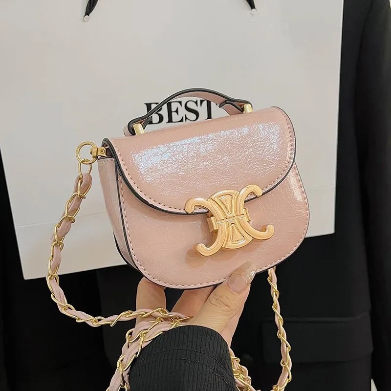 新作 CELINE♪ショルダーバッグ ミニ