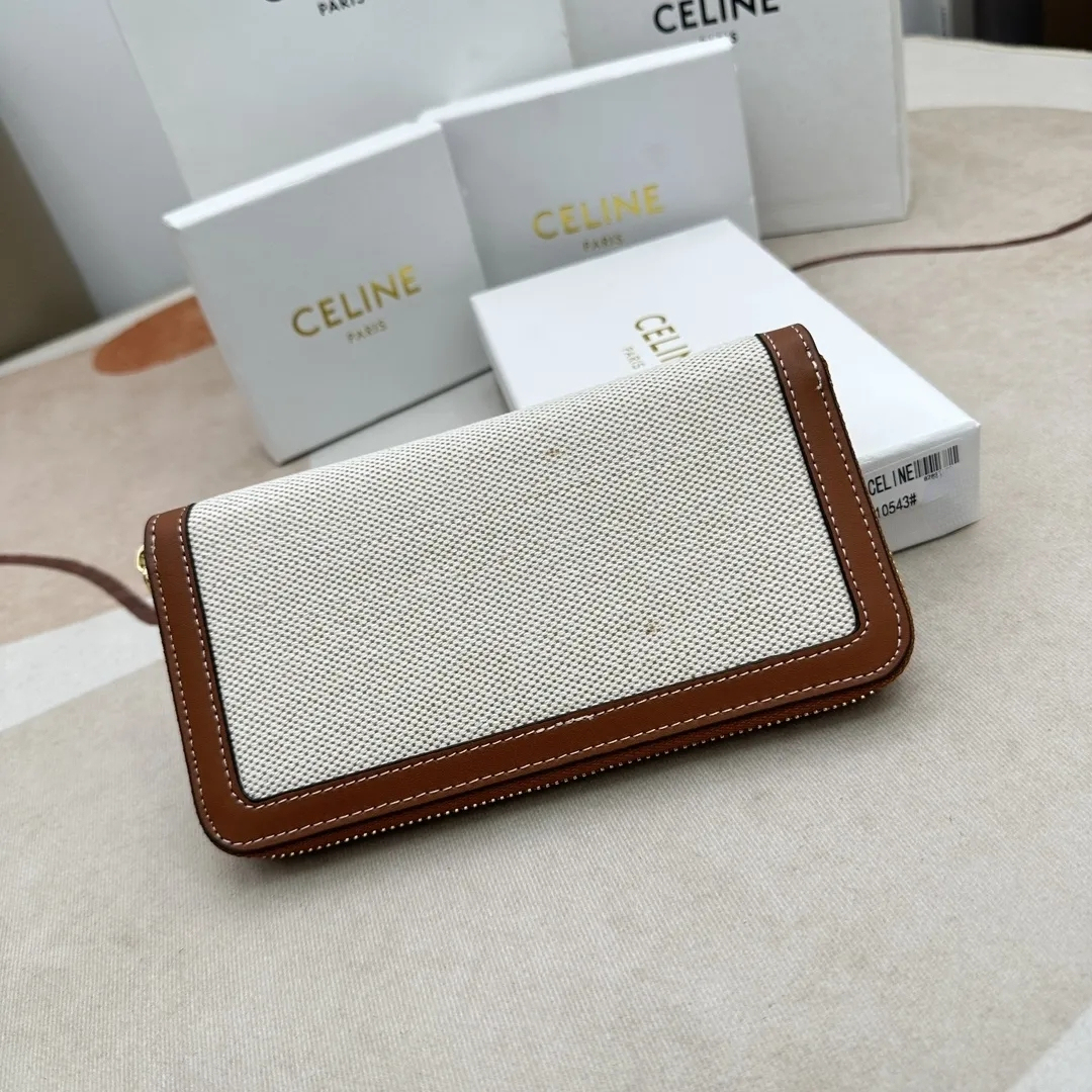 人気☆新作CELINE  カードホルダー ミニウォレット 長財布