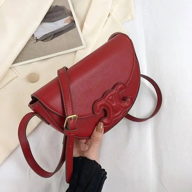 新作 CELINE♪セリーヌ ベサス ショルダーバッグ ミニ