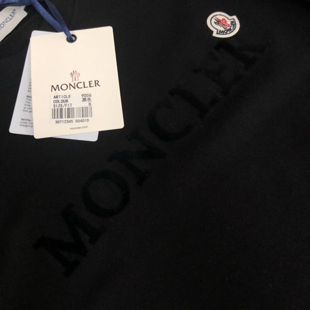 MONCLER モンクレール パーカー トレーナー 長袖 ブランド 丸襟 カジュアル 綿　メンズ
