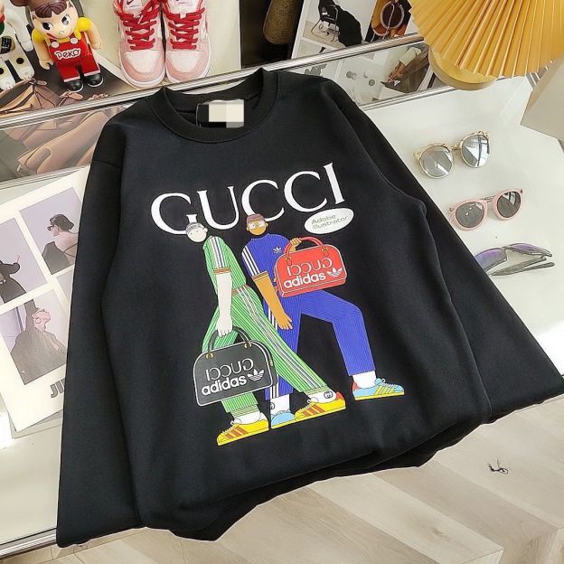 GUCCI パーカー アニメプリント 長袖 ファッション 丸襟 人気　カジュアル　グーチロゴ　100%綿　男女兼用
