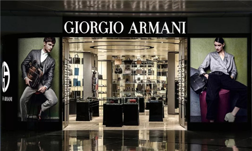 PUMA,MONCLER,Hugo Boss,New Balance,GIORGIO ARMANI,Helly Hansen,EMPORIO ARMANIトップコート