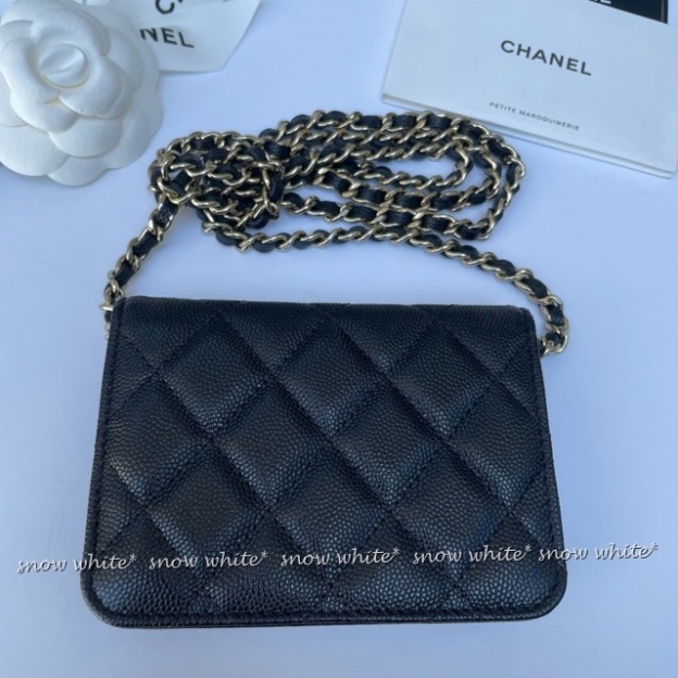 明日着 斜め掛けミニBAG ポシェット♪ チェーンクラッチ CHANEL