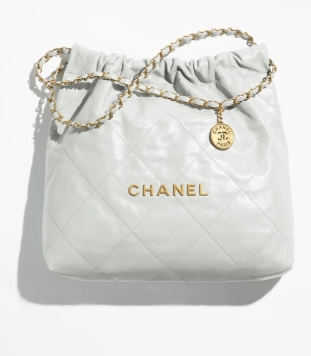 【芸能人多数愛用】人気沸騰CHANEL 22スモールトートバッグ