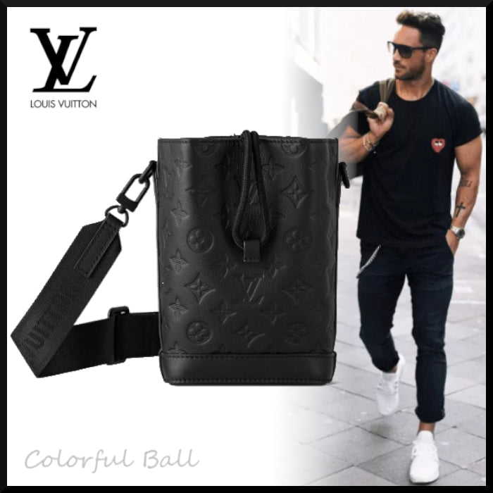 LOUIS VUITTON ルイ ヴィトン M82248 ノエ･スリング モノグラム･シャドウ カーフレザー メンズ ショルダーバッグ 斜め掛け ブラック-JAPAN DUTY FREE