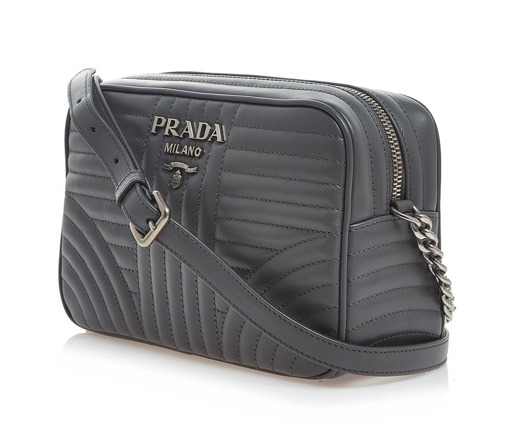 PRADA プラダ ダイアグラム レザーバッグ