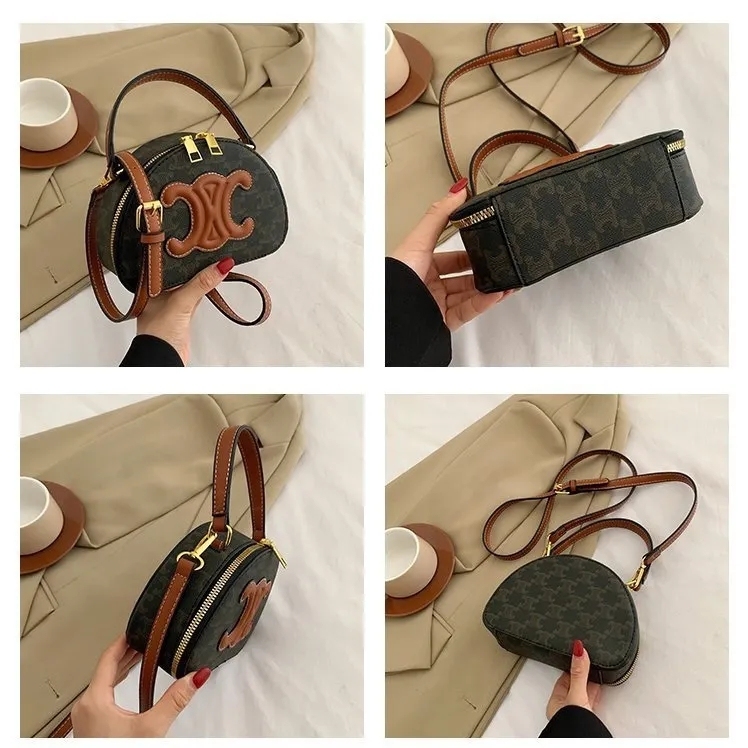 【CELINE】キュイル トリオンフ ハーフムーンケース / タン