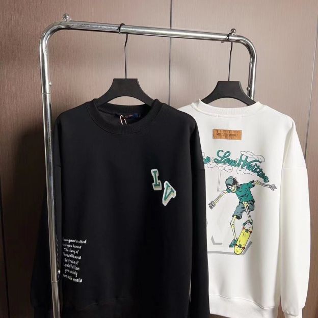 LOUIS VUITTON  パーカー 長袖  ファッション　丸襟  人気　カジュアル　アニメプリント　男女兼用