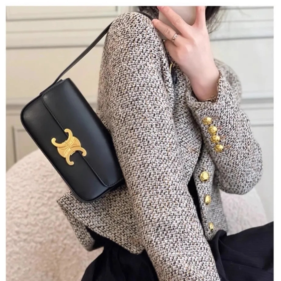 人気☆新作CELINE ショルダーバッグ