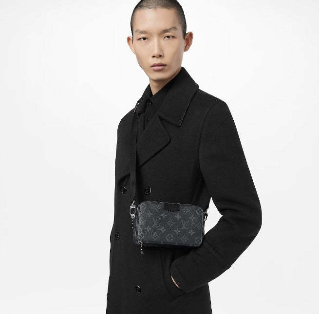 【入手困難】LOUIS VUITTON ルイヴィトン アルファ ウエアラブル  M81260-JAPAN DUTY FREE