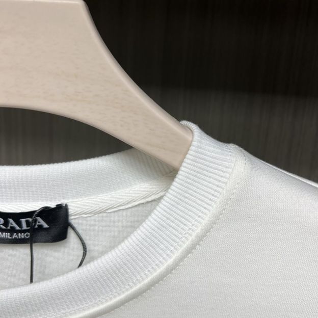 PRADA 2023 ゆったり 厚い 防寒 上着 吸汗性通気性 可愛い 運動バーカー   暖かい おしゃれ　ブラック春秋冬