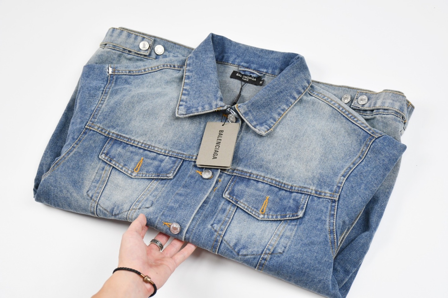 BALENCIAGA 新作ダブルBグラフィティプリントデニムジャケット M-XL