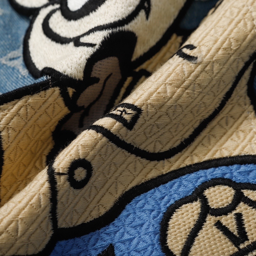 LOUIS VUITTON 新作小さなクマデニムジャケットブルー ユニセックス