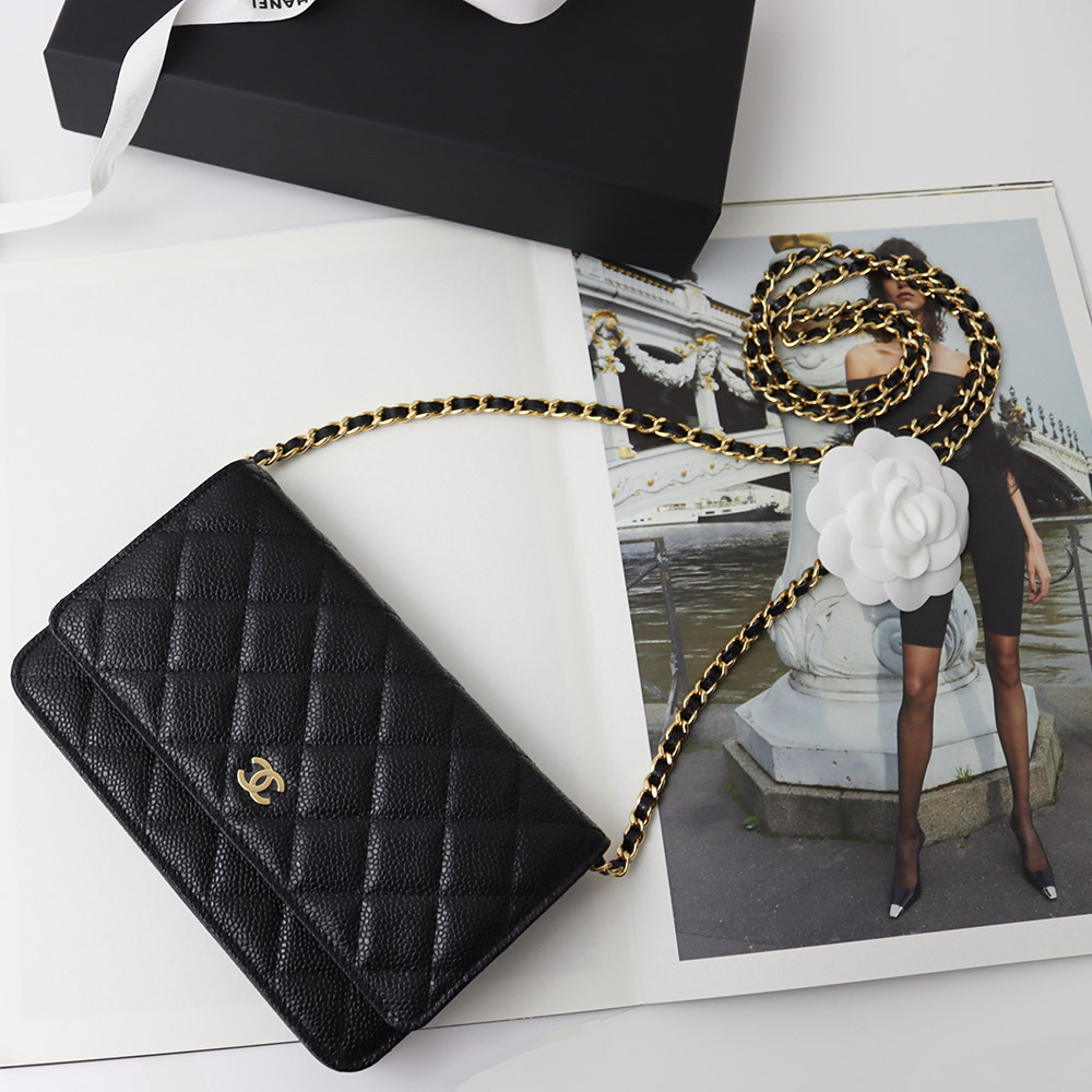 人気CHANELシャネル クラシック チェーンウォレット WOC AP0250