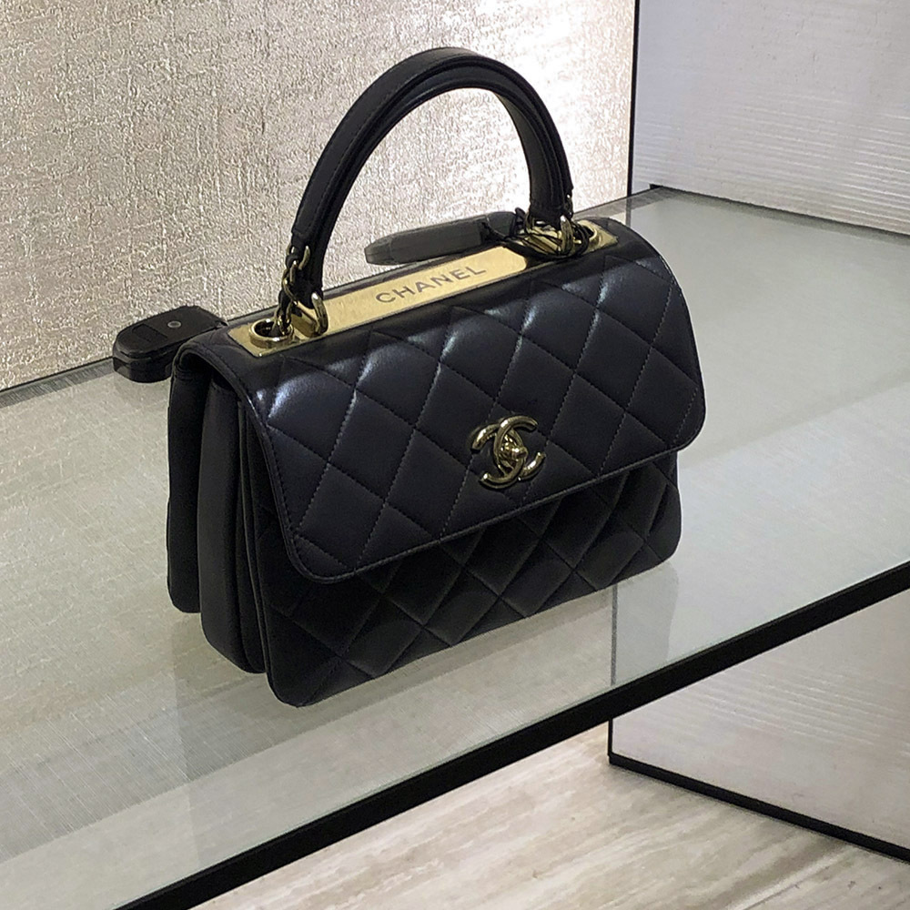 人気★CHANEL トップハンドル フラップ バッグTRENDY CC★A92236