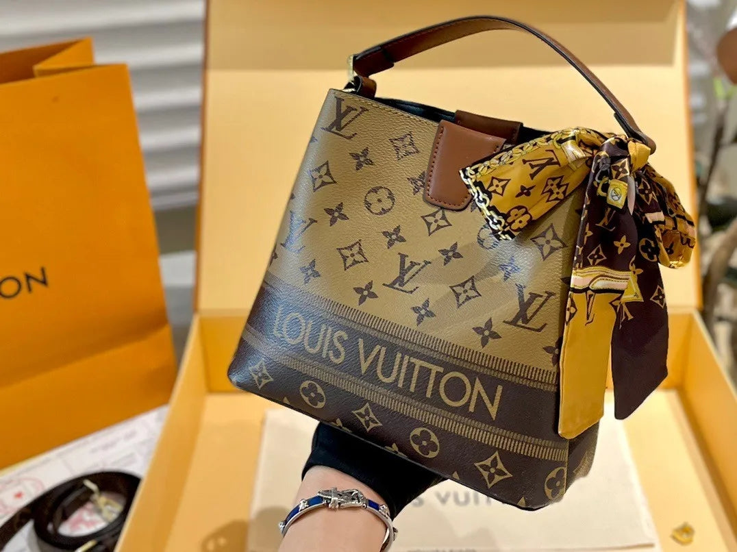 LOUIS VUITTON オンザゴー PM
