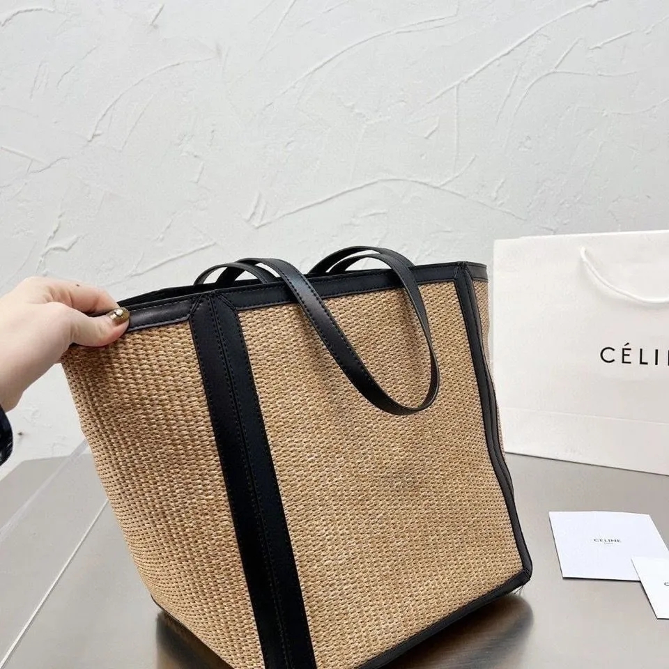 【高品質】大人気【CELINE】クロスボディバッグ トラベル クラッチ ハンドバッグ-高島屋オンラインストア - 公式