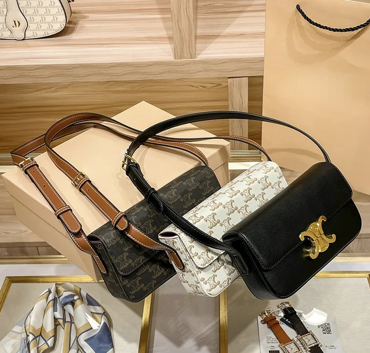 人気☆新作CELINE ショルダーバッグ