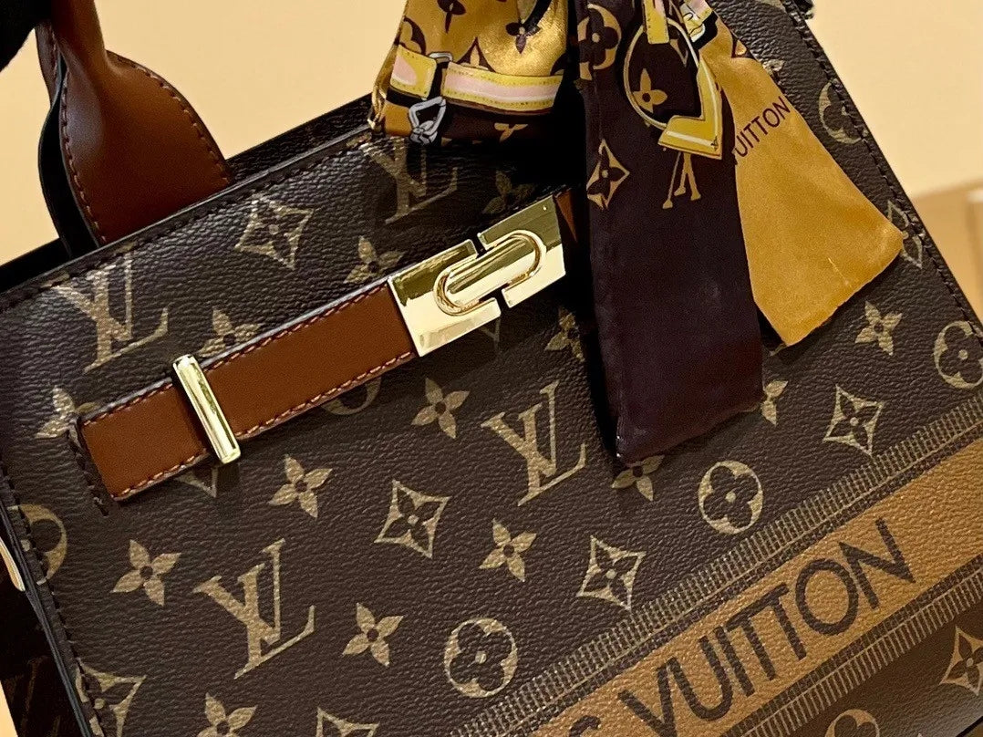 LOUIS VUITTON オンザゴー PM-1