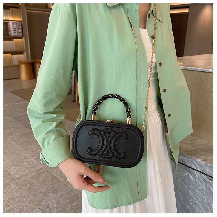 新作 CELINE♪ ショルダーバッグ ハンドバッグ ミニ