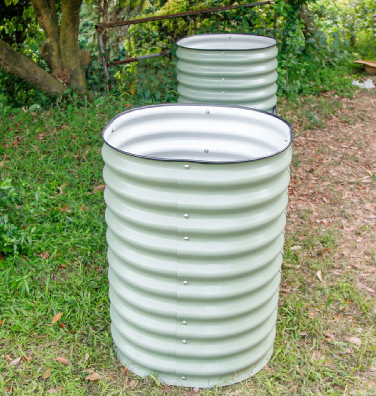 32" Tall Fortress Castle raised garden bed