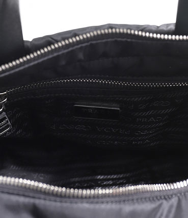 PRADA ショルダーバッグ・ポシェット 関税負担なし☆PRADA プラダ パデッドナイロン トートバッグ(6)