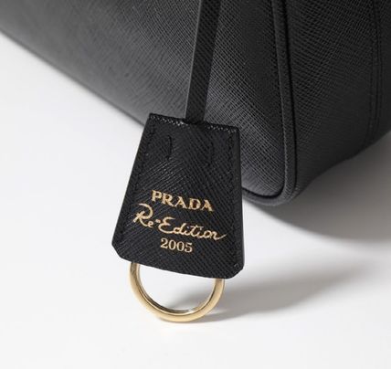 PRADA ショルダーバッグ・ポシェット ★関税込★PRADA★Re-Edition 2005 サフィアーノレザー バッグ★(8)