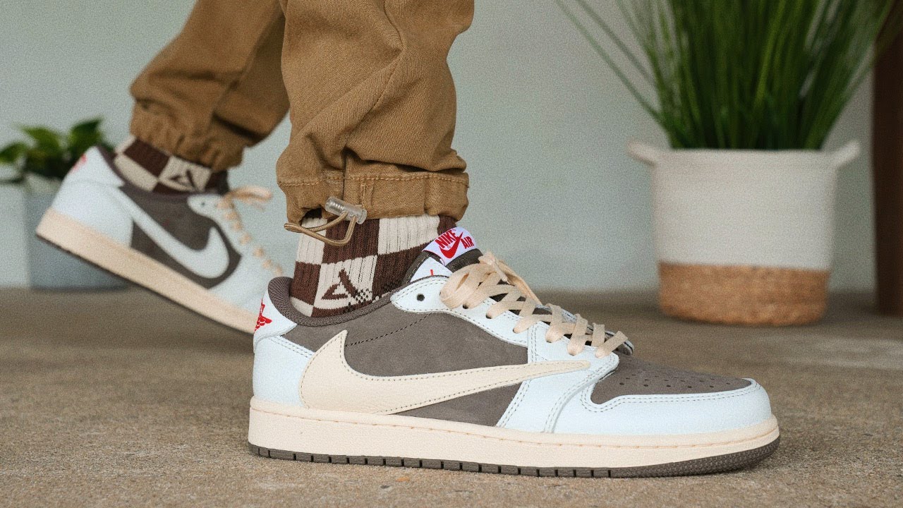 20㎝Travis Scott x Nike PS Jordan1 リバースモカ 楽天市場】NIKE ナイキ TRAVIS SCOTT X AIR JORDAN 1 LOW OG