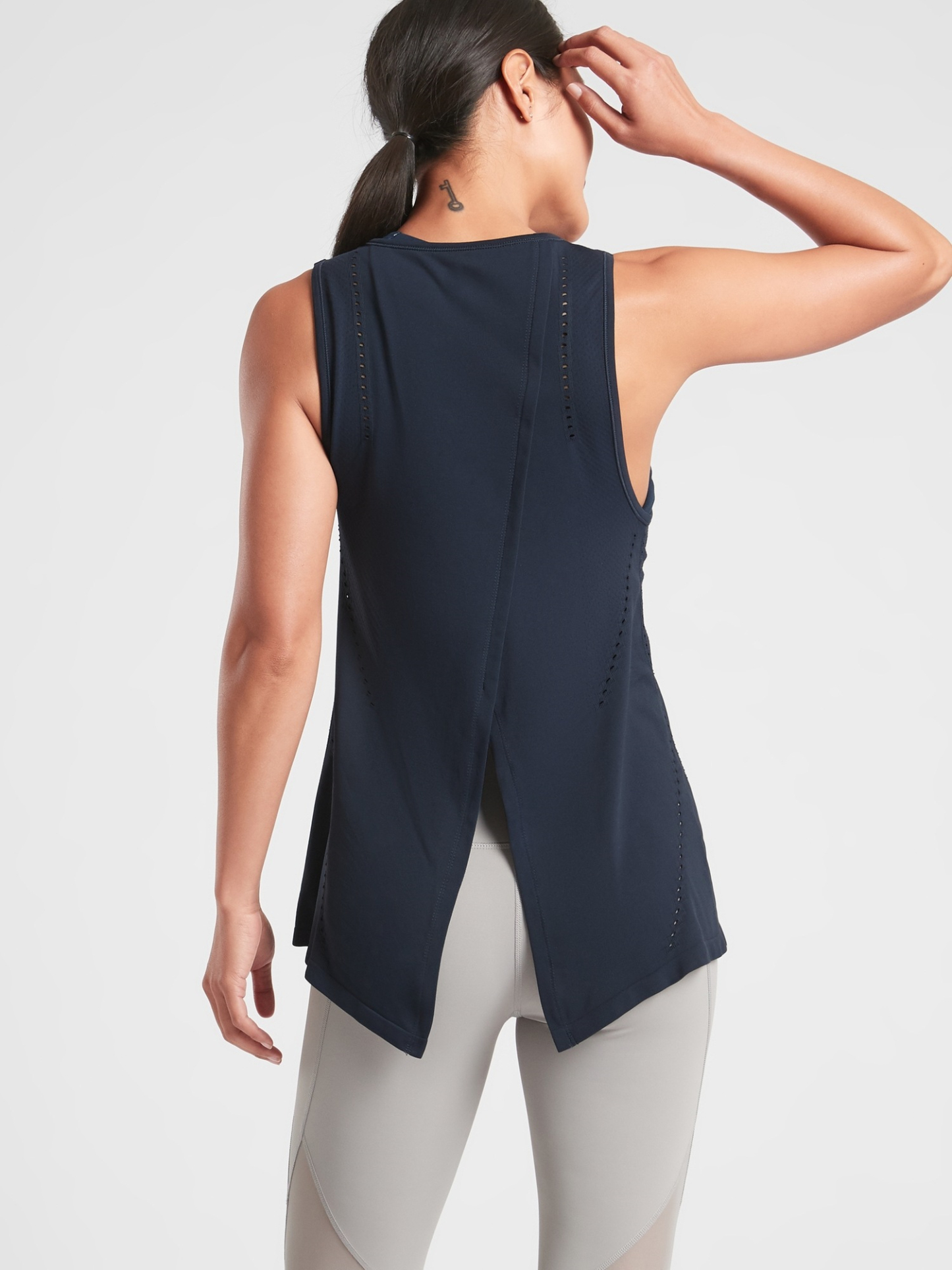 Foothill Seamless Tank